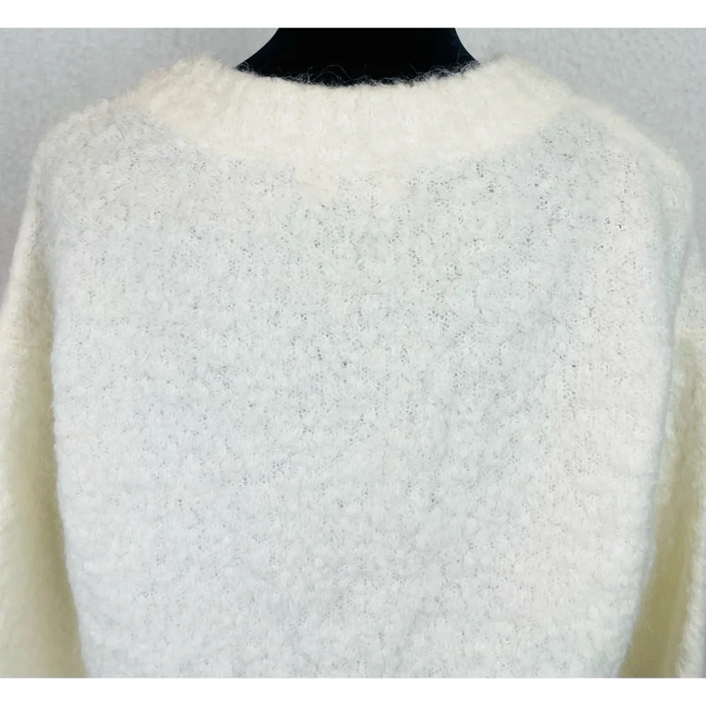 WILFRED • Aritzia Off-White/Cream Marseille Alpaca V-Neck Pullover Sweater, S - Picture 10 of 16